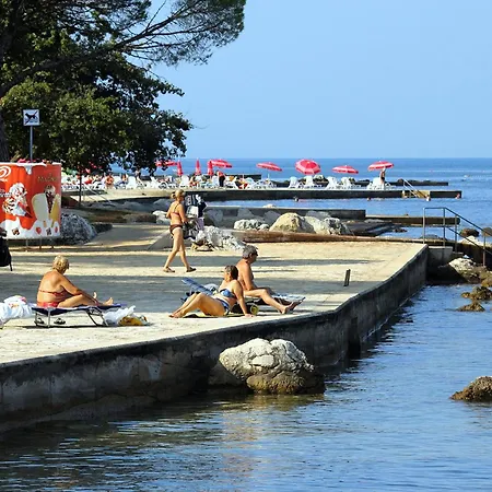 With A Parking Space - 22813 Umag